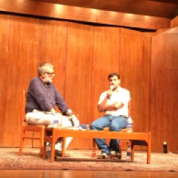 Mohammad Aami Khan (R)and Sidharth Bhatia (L)on the book release of Khan's Memoir.